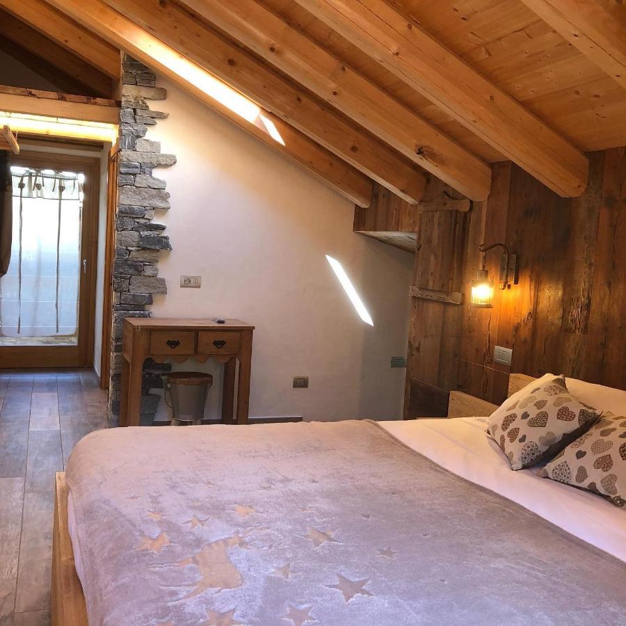 Mi Casa Tu Casa Panzió Brusson Kültér fotó