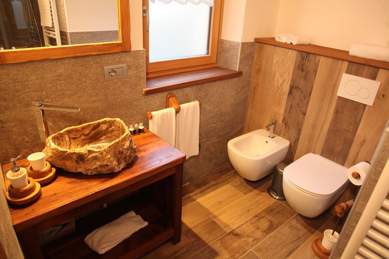 Mi Casa Tu Casa Panzió Brusson Kültér fotó